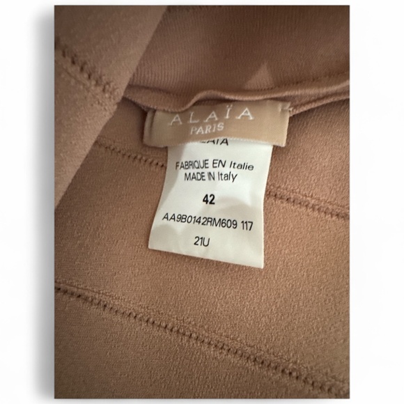 Alaia V-Neck Bodysuit - Blush l Size IT42 l NWT l $3146 MSRP - Picture 7 of 8